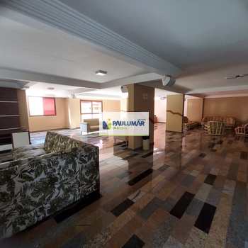 Apartamento em Mongaguá, bairro Centro