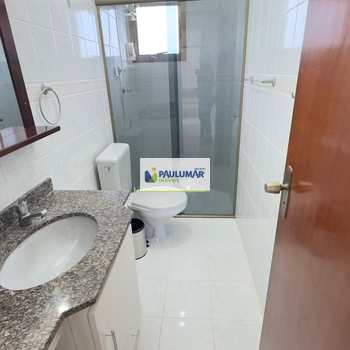 Apartamento em Mongaguá, bairro Centro