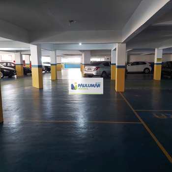 Apartamento em Mongaguá, bairro Centro