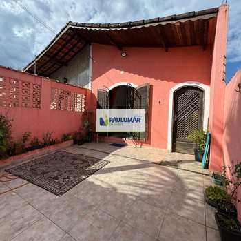 Casa em Mongaguá, bairro Itaóca