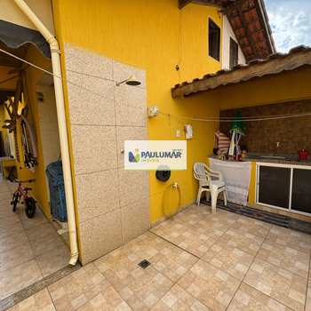 Casa em Mongaguá, bairro Itaóca