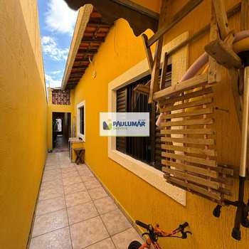 Casa em Mongaguá, bairro Itaóca