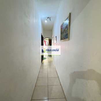Casa em Mongaguá, bairro Itaóca