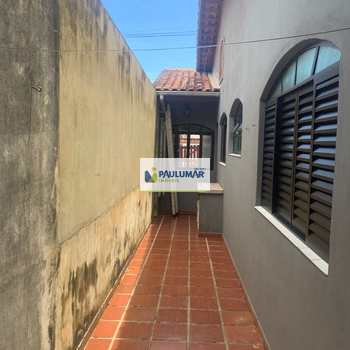 Sobrado em Mongaguá, bairro Centro
