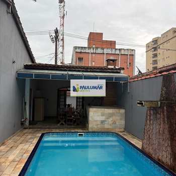 Sobrado em Mongaguá, bairro Centro