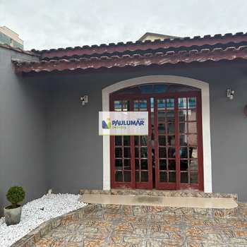 Sobrado em Mongaguá, bairro Centro