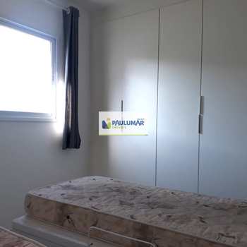 Apartamento em Mongaguá, bairro Centro