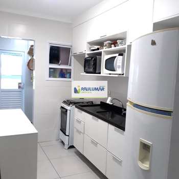 Apartamento em Mongaguá, bairro Centro