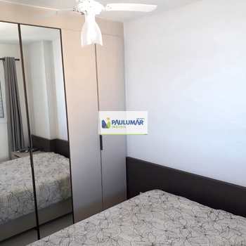 Apartamento em Mongaguá, bairro Centro