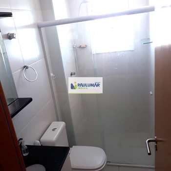 Apartamento em Mongaguá, bairro Centro