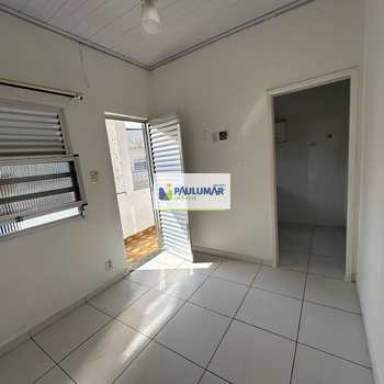 Apartamento em Mongaguá, bairro Centro