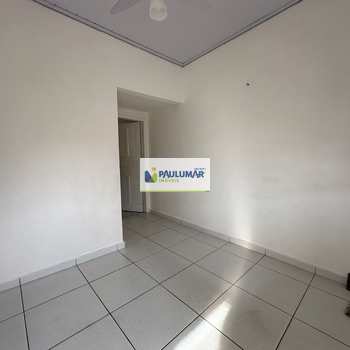 Apartamento em Mongaguá, bairro Centro