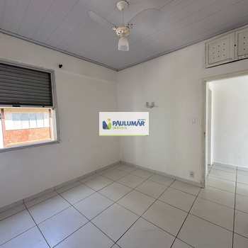 Apartamento em Mongaguá, bairro Centro