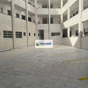 Apartamento em Mongaguá, bairro Centro