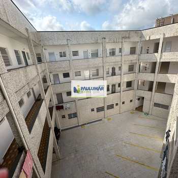 Apartamento em Mongaguá, bairro Centro