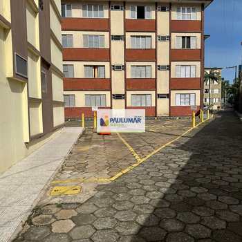 Apartamento em Mongaguá, bairro Centro