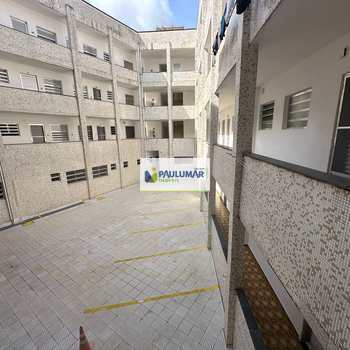 Apartamento em Mongaguá, bairro Centro