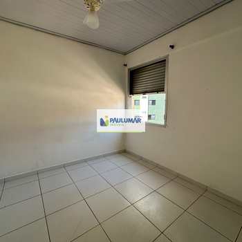 Apartamento em Mongaguá, bairro Centro