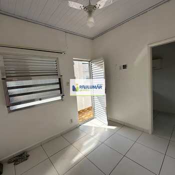 Apartamento em Mongaguá, bairro Centro