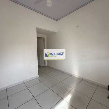 Apartamento em Mongaguá, bairro Centro