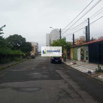 Casa em Praia Grande, bairro Solemar