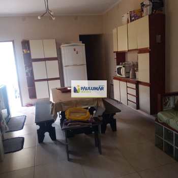 Casa em Praia Grande, bairro Solemar