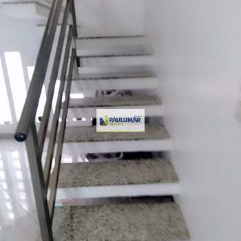 Sobrado em Praia Grande, bairro Solemar