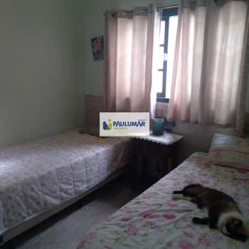 Sobrado em Praia Grande, bairro Solemar