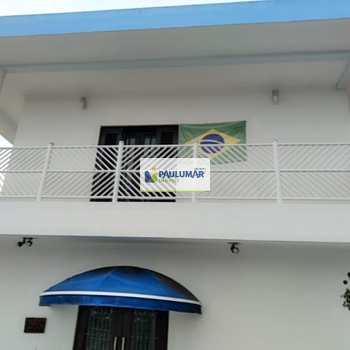 Sobrado em Praia Grande, bairro Solemar