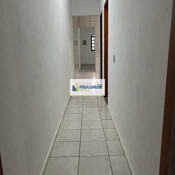 Casa em Praia Grande, bairro Melvi