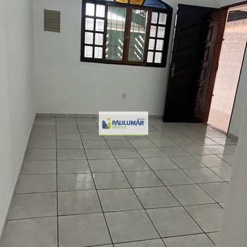 Casa em Praia Grande, bairro Melvi
