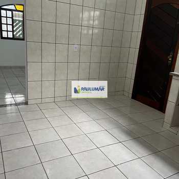 Casa em Praia Grande, bairro Melvi