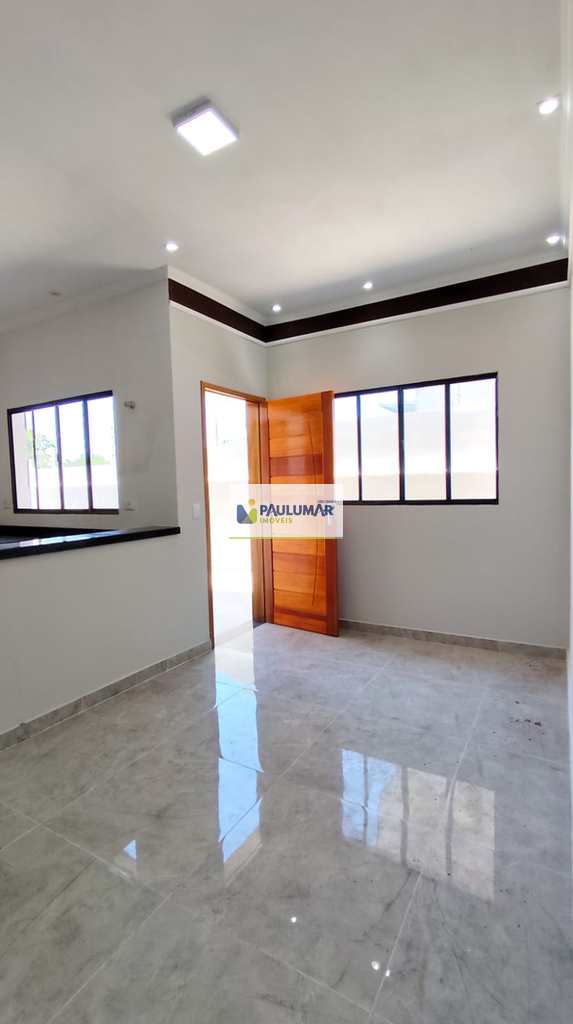 Casa em Itanhaém, no bairro Bopiranga
