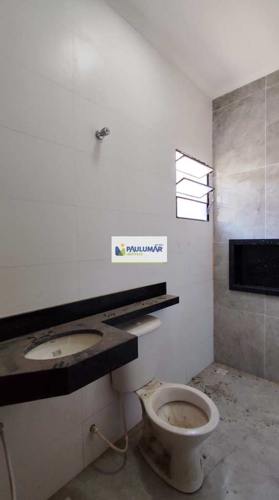 Casa em Itanhaém, no bairro Bopiranga