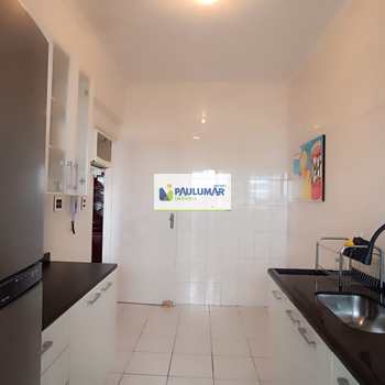 Apartamento em Mongaguá, bairro Agenor de Campos