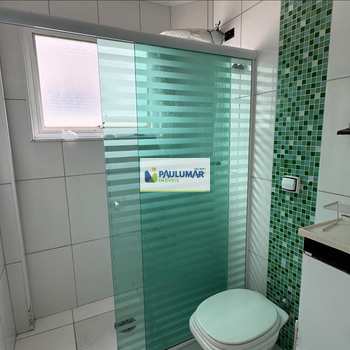 Apartamento em Praia Grande, bairro Maracanã