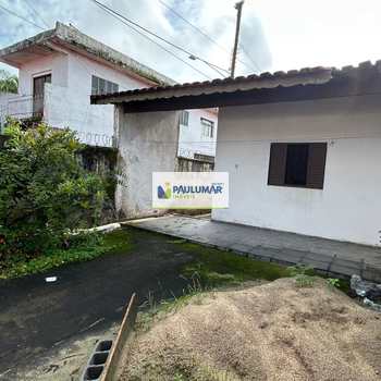 Casa em Mongaguá, bairro Balneário Itaguai