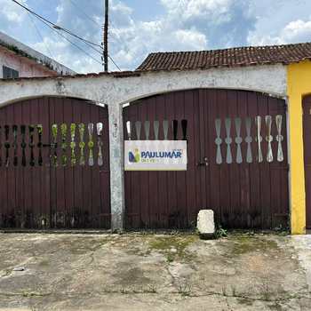 Casa em Mongaguá, bairro Balneário Itaguai