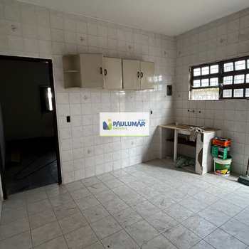 Casa em Mongaguá, bairro Balneário Itaguai
