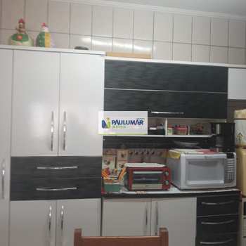 Casa em Mongaguá, bairro Jardim Praia Grande