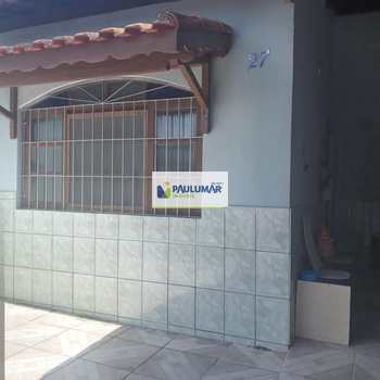 Casa em Mongaguá, bairro Jardim Praia Grande