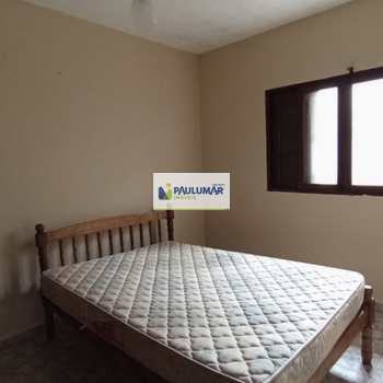 Casa em Mongaguá, bairro Balneário Itaguai
