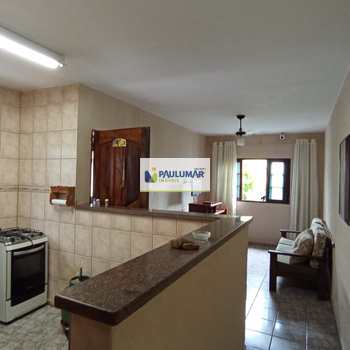 Casa em Mongaguá, bairro Balneário Itaguai