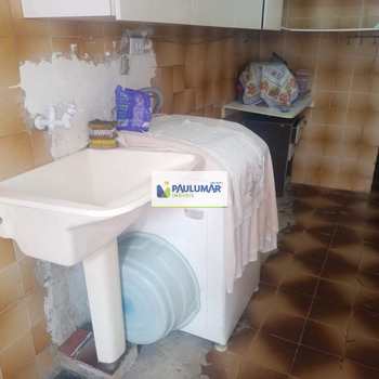 Casa em Praia Grande, bairro Solemar