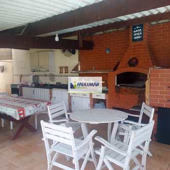 Casa em Praia Grande, bairro Solemar