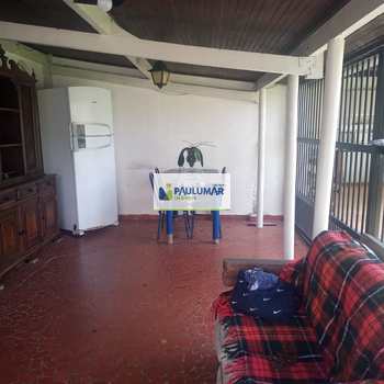 Casa em Praia Grande, bairro Solemar