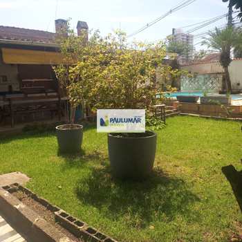 Casa em Praia Grande, bairro Solemar