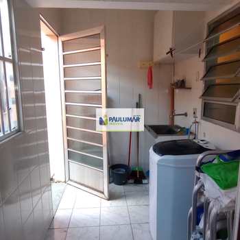 Casa em Praia Grande, bairro Solemar