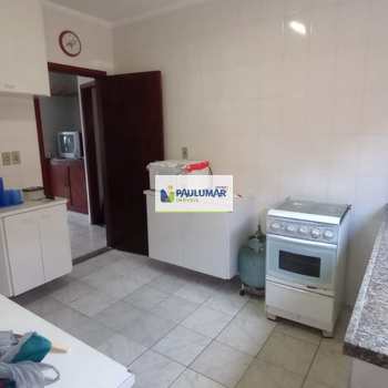 Casa em Praia Grande, bairro Solemar