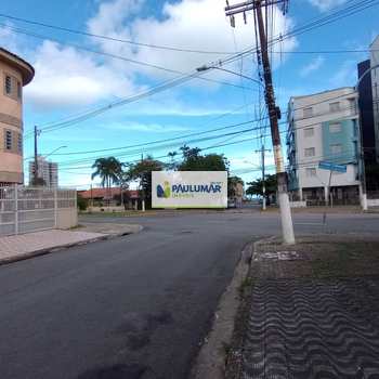 Casa em Praia Grande, bairro Solemar